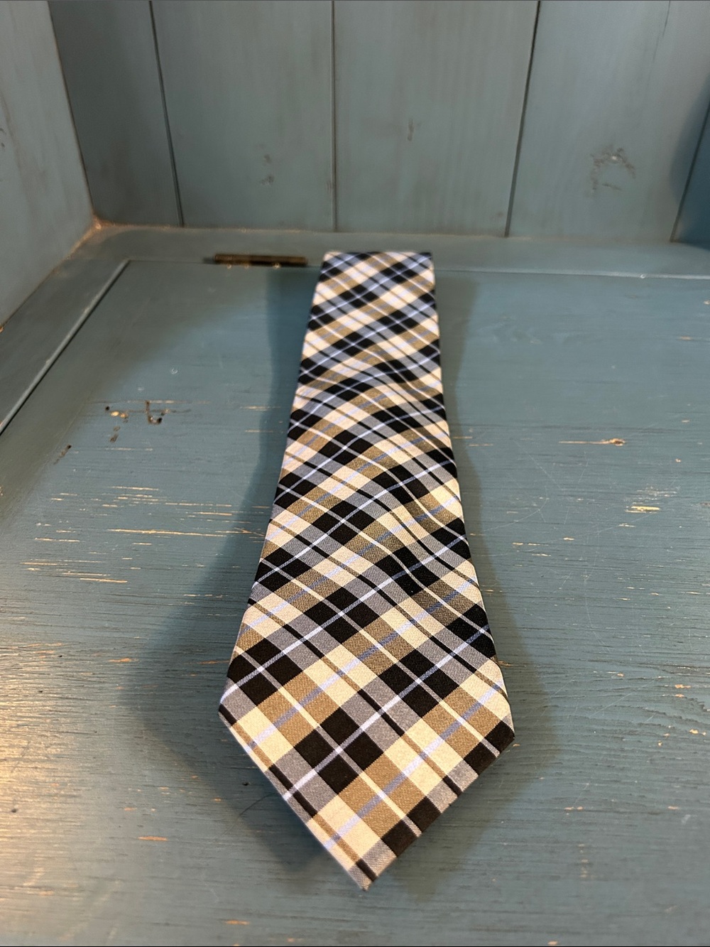 Chaps Classic Plaid Men’s Tie in Black, Tan & Blue - 100% Silk | EUC